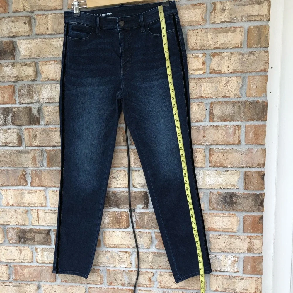 Talbots Flawless Stretchy Black Velvet‎ Trim Sides Blue Wash Slim Ankle Jeans 6
